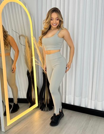 7afdb2db-dedf-44c0-af55-60132c022583